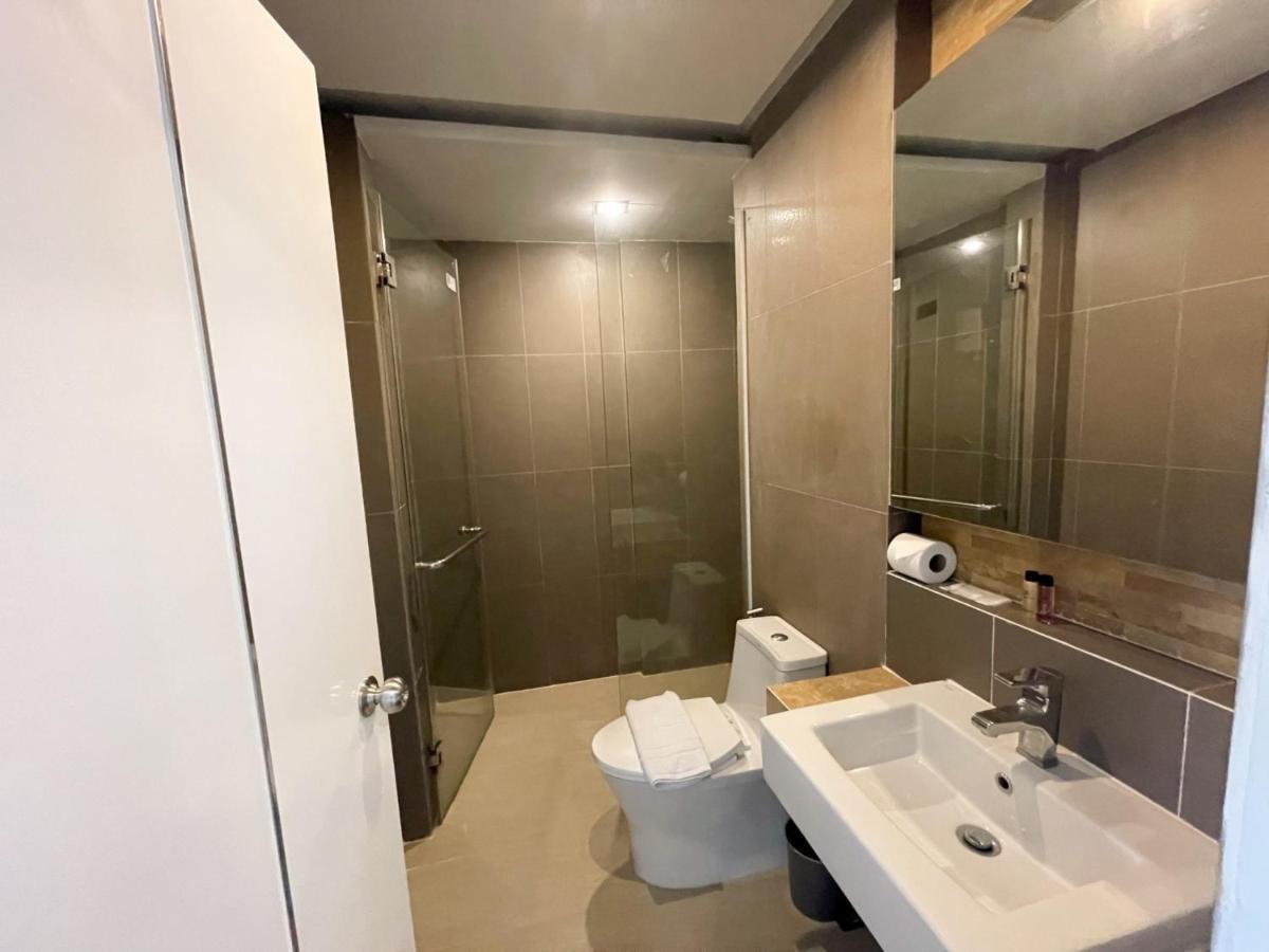 Wisdom Hotel & Residence Районг Екстериор снимка